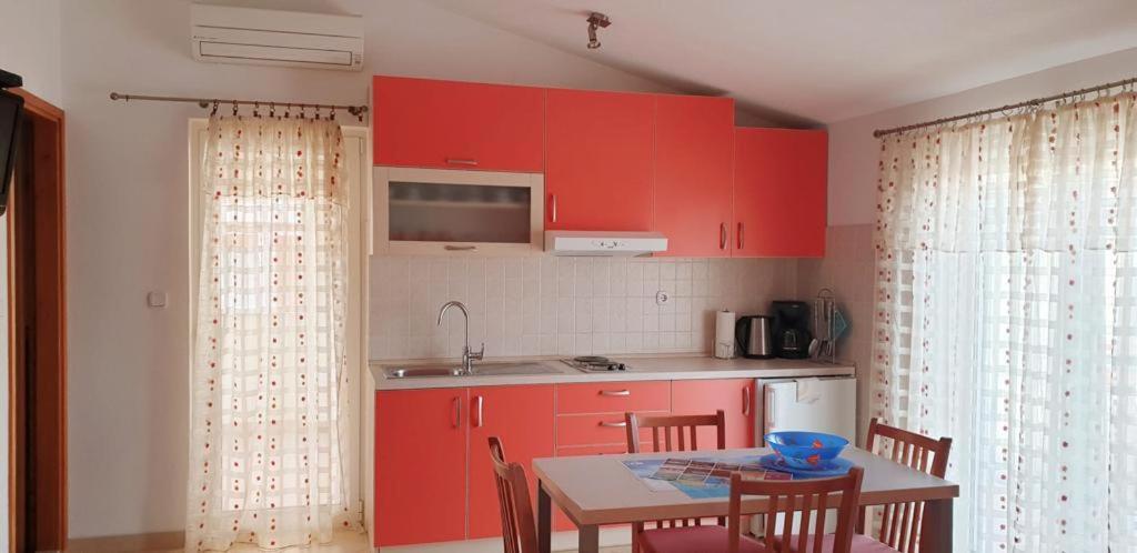 Red Sunset Apartman Hvar Town